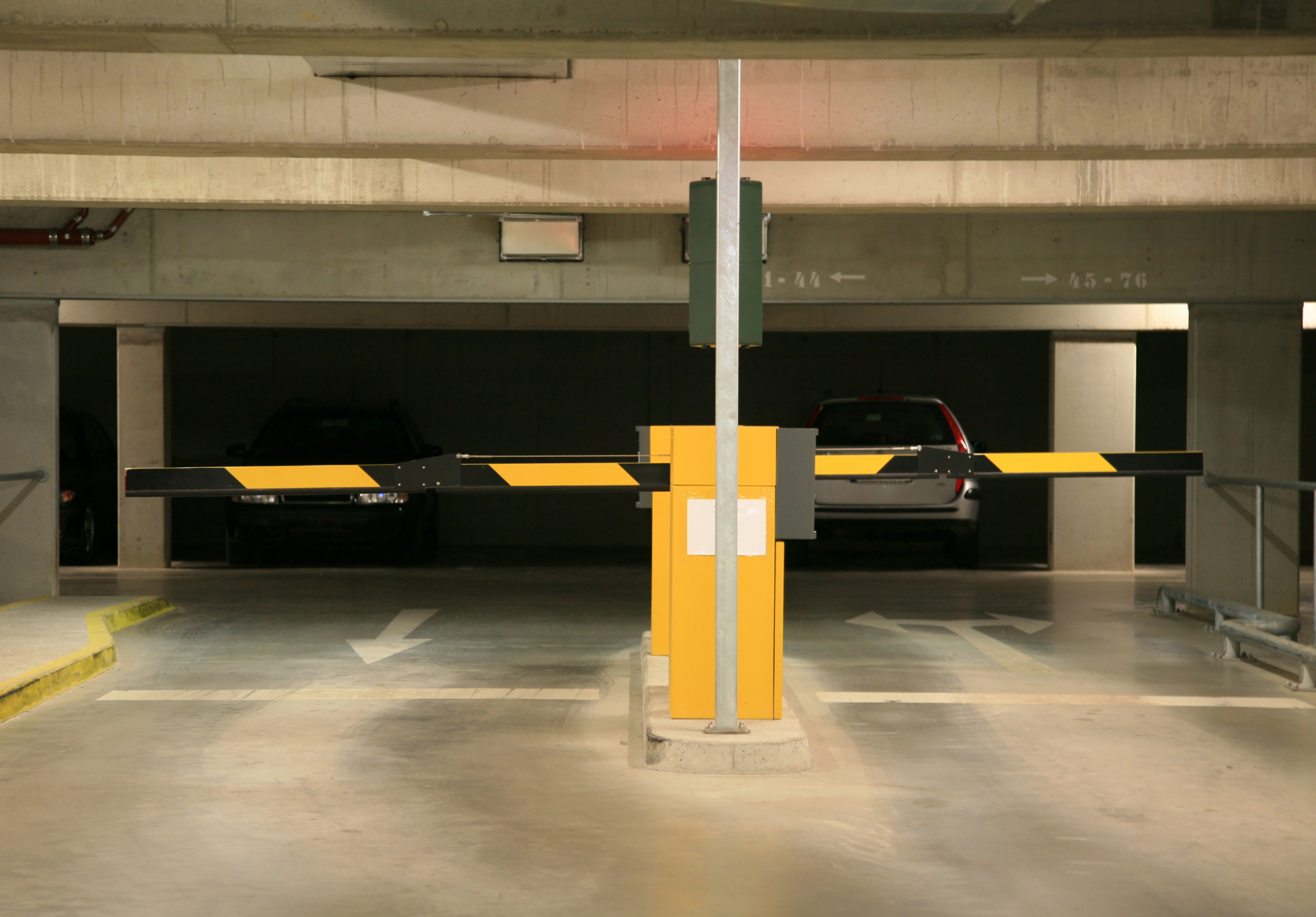 Why Vapor Tight Fixtures Are Essential for Industrial and Outdoor Applications